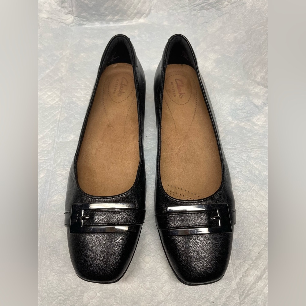 Clarks women shoes, size 6.5. New without box
